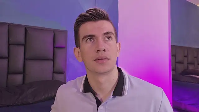 MikaelSlow online show from 03/04/26, 03:56