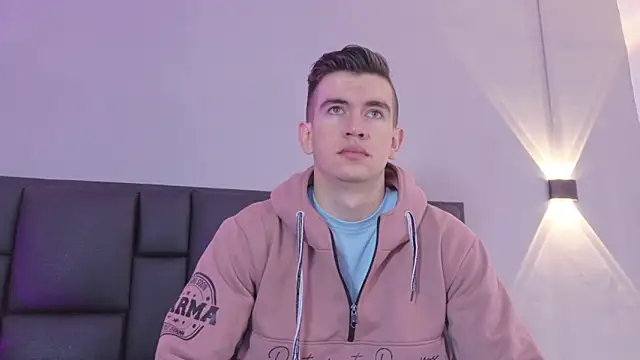 MikaelSlow online show from 04/12/26, 05:01