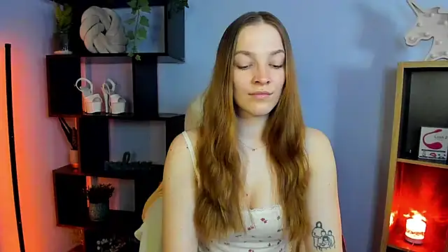 kenzie x online show from 03/10/25, 08:48