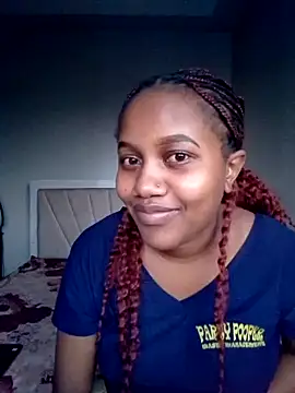 Snapshot of SquirtQueen222 chatting on 12/31/24, 03:31 SquirtQueen222 online show from 12/31/24, 03:31