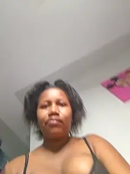 Snapshot of SquirtQueen222 chatting on 01/16/25, 01:58 SquirtQueen222 online show from 01/16/25, 01:58