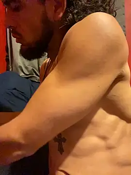 Snapshot of Desleche chatting on 12/23/24, 12:30 Desleche online show from 12/23/24, 12:30