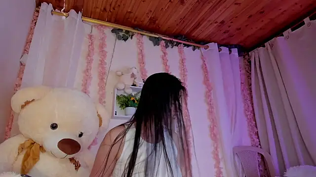 Idara and Edahi01 online show from 09/19/25, 03:45