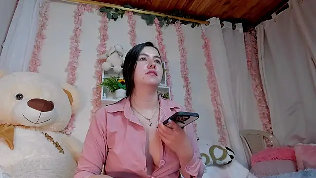 Idara and Edahi01 online show from 10/17/25, 12:47