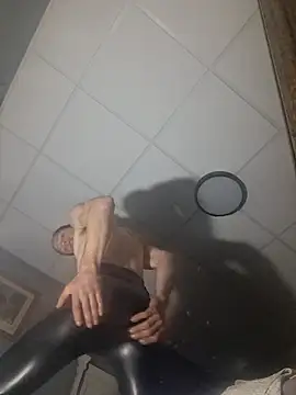 Snapshot of her4life chatting on 02/04/26, 07:14 her4life online show from 02/04/26, 07:14