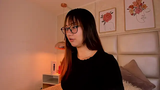 Aily Yozuko online show from 09/16/25, 02:34