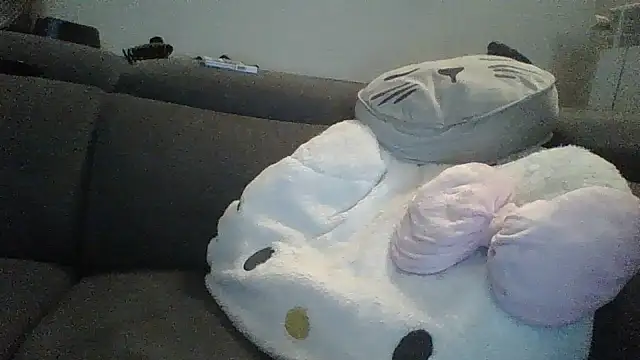 MarikaMilff online show from 01/31/25, 12:17