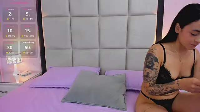 HannaClarrk  online show from 11/27/25, 01:02