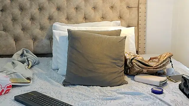 Anya Texas online show from 02/05/26, 08:02