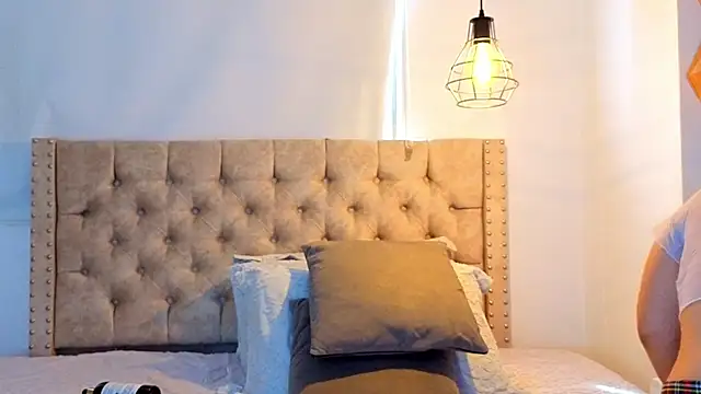 Anya Texas online show from 02/18/26, 07:54