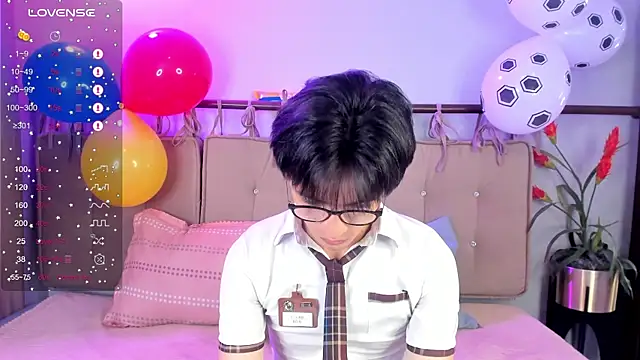 Snapshot of cherryy_boy chatting on 06/17/26, 10:21 cherryy boy online show from 06/17/26, 10:21