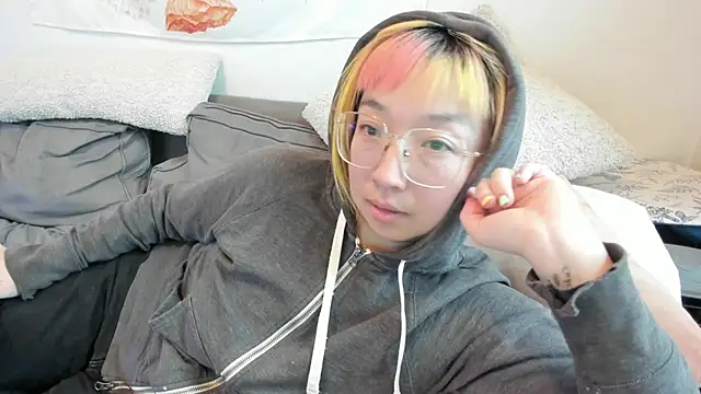 luxgray online show from 12/09/24, 06:14