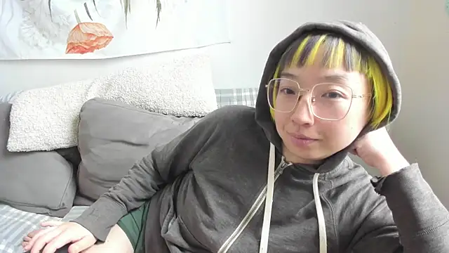 luxgray online show from 02/15/26, 06:59