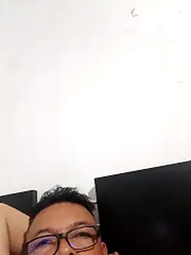 Anuviss lxx online show from 11/26/25, 02:45