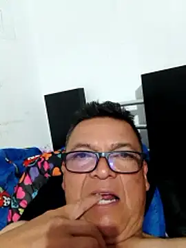 Anuviss lxx online show from 01/14/26, 04:29