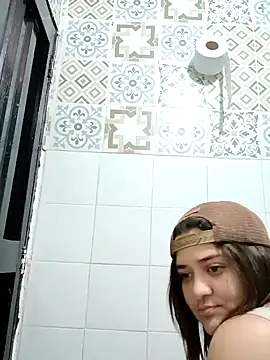 Liancy online show from 01/15/25, 09:41