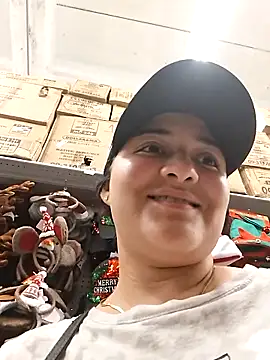 Liancy online show from 09/23/25, 08:45