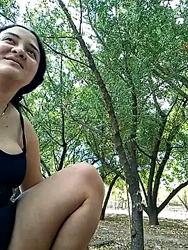 Liancy online show from 10/08/25, 07:44