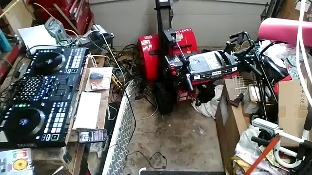 Snapshot of tongueispowerr6d9 chatting on 01/16/25, 04:39 tongueispowerr6d9 online show from 01/16/25, 04:39