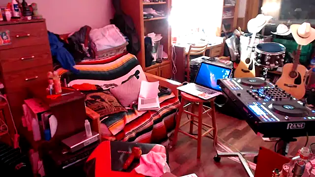 Snapshot of tongueispowerr6d9 chatting on 02/11/25, 05:47 tongueispowerr6d9 online show from 02/11/25, 05:47