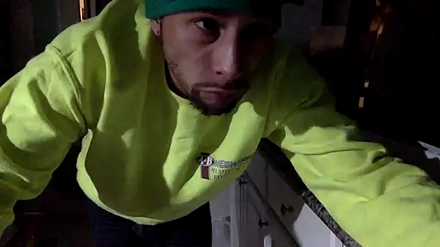 Snapshot of tongueispowerr6d9 chatting on 10/10/25, 07:07 tongueispowerr6d9 online show from 10/10/25, 07:07