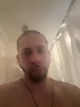 Snapshot of tongueispowerr6d9 chatting on 02/06/26, 05:01 tongueispowerr6d9 online show from 02/06/26, 05:01