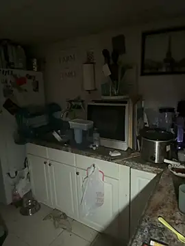 Snapshot of tongueispowerr6d9 chatting on 02/19/26, 09:05 tongueispowerr6d9 online show from 02/19/26, 09:05