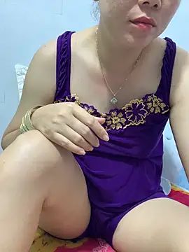 Snapshot of Baby-bigtits chatting on 02/28/25, 10:39 Baby-bigtits online show from 02/28/25, 10:39