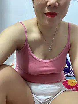 Snapshot of Baby-bigtits chatting on 03/01/25, 10:02 Baby-bigtits online show from 03/01/25, 10:02