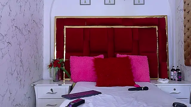 CoralHarrinson online show from 04/16/26, 08:20