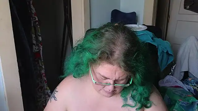 EmberCum online show from 12/18/25, 04:13