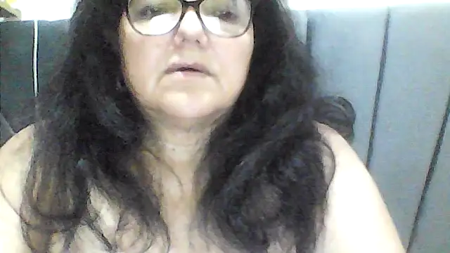 kassandra02 online show from 10/22/25, 02:45