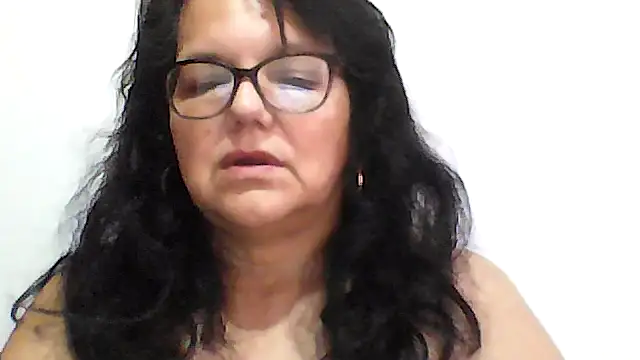 kassandra02 online show from 02/03/26, 12:21