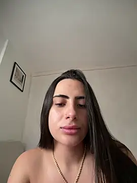 Snapshot of ValeryR_ chatting on 03/28/26, 10:53 ValeryR online show from 03/28/26, 10:53