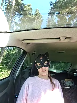 LoLa-69-X online show from 09/27/25, 08:08