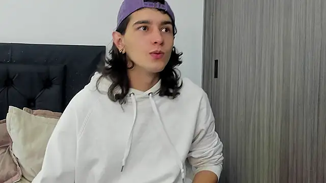 alex connorr online show from 01/08/25, 03:39