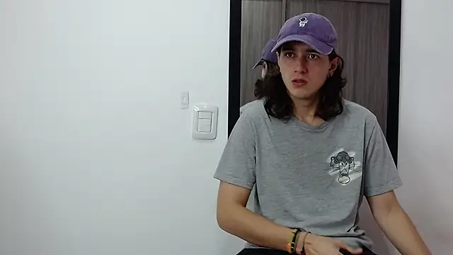 alex connorr online show from 02/14/25, 08:37