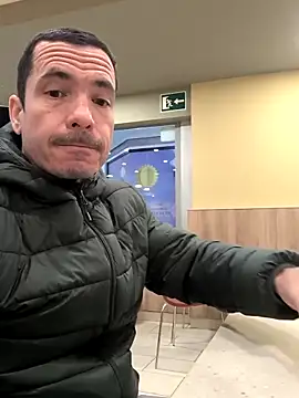 Snapshot of Lord_Two chatting on 11/28/25, 03:47 Lord Two online show from 11/28/25, 03:47