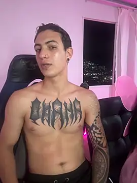 aliensexy online show from 11/02/25, 12:24