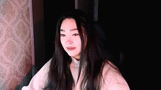 Snapshot of Erica_Wayne chatting on 10/31/25, 01:28 Erica Wayne online show from 10/31/25, 01:28