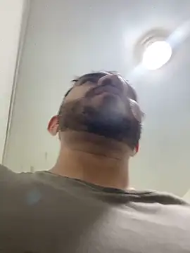 luisfer 98 online show from 04/15/26, 05:58