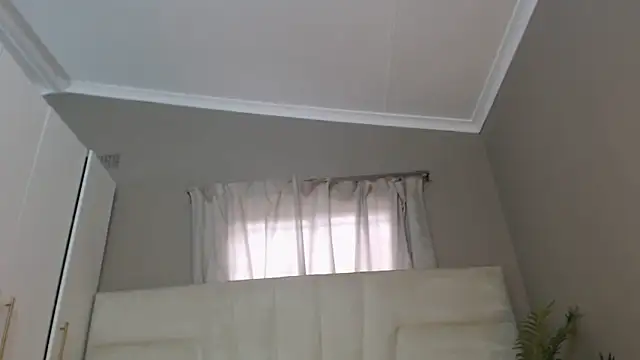 naughtyblackdolie online show from 12/20/24, 06:29