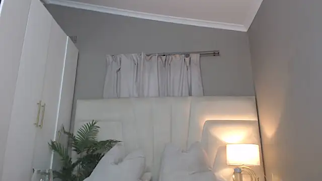 naughtyblackdolie online show from 11/28/25, 05:10