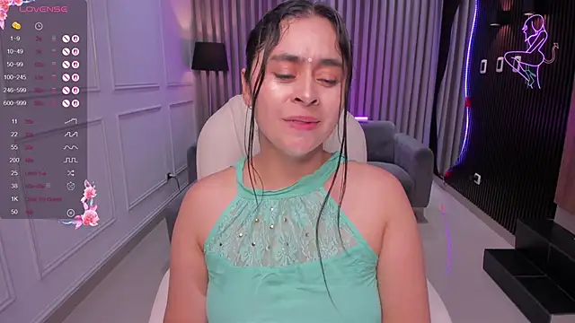 Anna parkker  online show from 03/13/25, 02:23