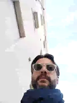 Snapshot of sexoffice83 chatting on 11/26/25, 12:39 sexoffice83 online show from 11/26/25, 12:39