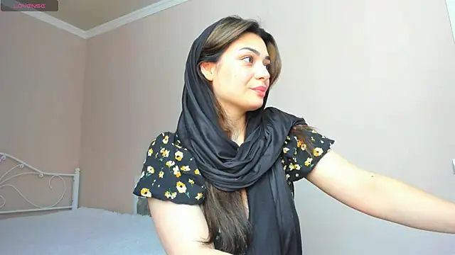 Snapshot of _cleopattra_ chatting on 02/09/25, 09:16  cleopattra  online show from 02/09/25, 09:16