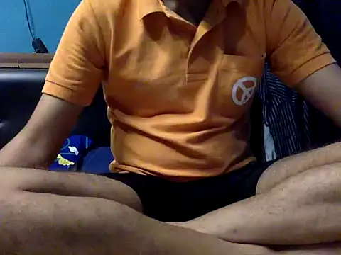 Snapshot of dreamy_lusty01 chatting on 10/21/25, 07:09 dreamy lusty01 online show from 10/21/25, 07:09