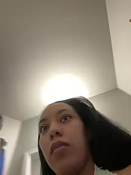 juicyyy323 online show from 12/27/24, 12:18