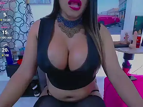 AntonetteBigCock online show from 11/08/25, 04:07