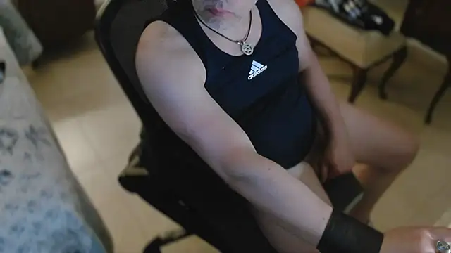 Snapshot of slzypvtpig chatting on 02/21/26, 10:27 slzypvtpig online show from 02/21/26, 10:27